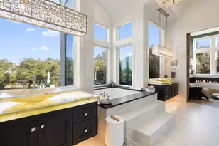 1534 Circolare, New Braunfels, TX 78132 - Photo 14