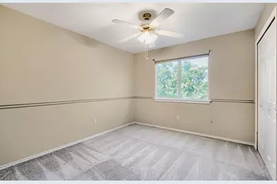17204 Village Glen Road, Pflugerville, TX 78660 - Photo 14