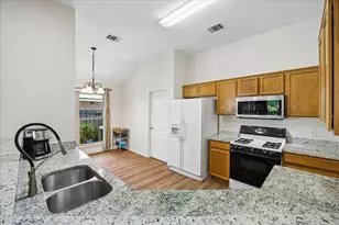 111 Finch Ln, Georgetown, TX 78626 - Photo 16