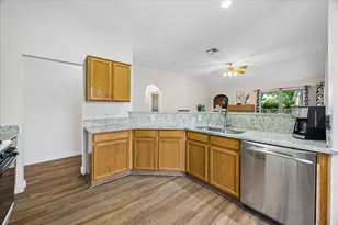 111 Finch Ln, Georgetown, TX 78626 - Photo 12