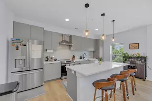 2500 Longview St, Austin, TX 78705 - Photo 2