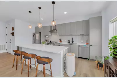 2500 Longview Street #323, Austin, TX 78705 - Photo 4