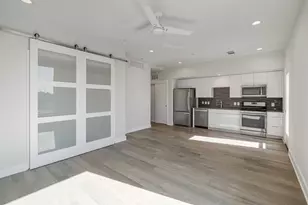 1800 E 4th St, Austin, TX 78702 - Photo 8