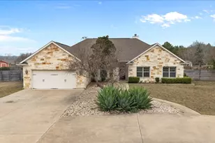 106 Spring Meadow, Bastrop, TX 78602 - Photo 2