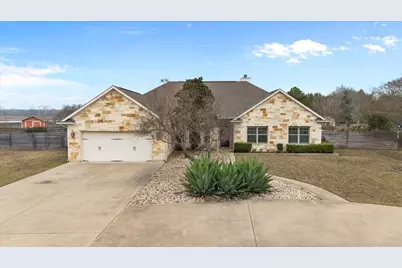 106 Spring Meadow, Bastrop, TX 78602 - Photo 2