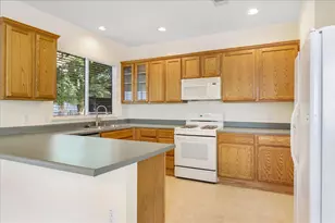 113 Lubbock Dr, Georgetown, TX 78633 - Photo 8