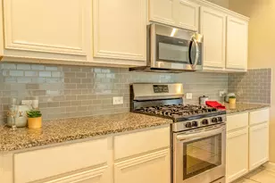 7225 Ranchito Dr, Austin, TX 78744 - Photo 16