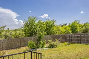 7225 Ranchito Dr, Austin, TX 78744 - Photo 30