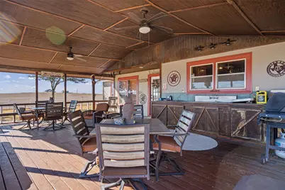 5300 County Road 424, Taylor, TX 76574 - Photo 8
