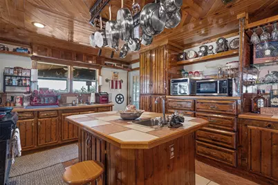 5300 County Road 424, Taylor, TX 76574 - Photo 12