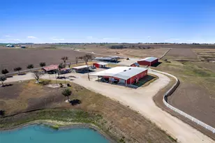 5300 Co Rd 424, Taylor, TX 76574 - Photo 4