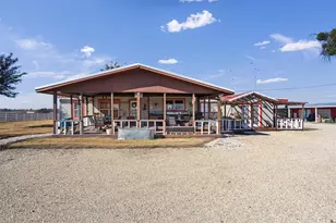 5300 Co Rd 424, Taylor, TX 76574 - Photo 8