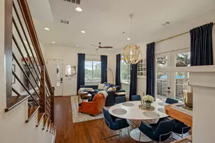 2812 Oak Springs Dr, Austin, TX 78702 - Photo 10