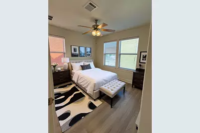 1601 Miriam Avenue #210, Austin, TX 78702 - Photo 10