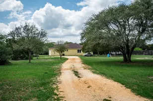 1354 Old Pin Oak Rd, Paige, TX 78659 - Photo 26