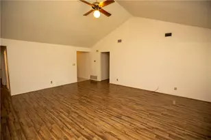 4913 Wing Rd, Austin, TX 78749 - Photo 4