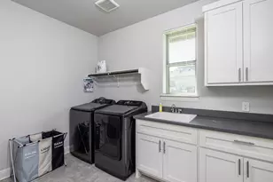 505 Lodge Ct, Liberty Hill, TX 78642 - Photo 18