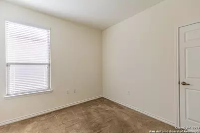 7343 Bluebonnet Bay, San Antonio, TX 78218 - Photo 18