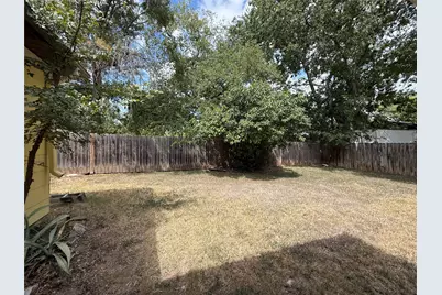 607 N Main Street, Burnet, TX 78611 - Photo 14