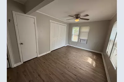 607 N Main Street, Burnet, TX 78611 - Photo 6