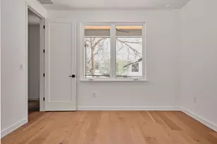3019 Garwood St, Austin, TX 78702 - Photo 24