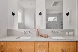 3019 Garwood St, Austin, TX 78702 - Photo 16