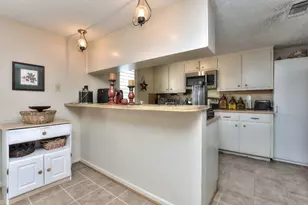 118 Oak Ridge Cir, Georgetown, TX 78628 - Photo 8