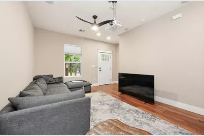 105 Elkhart Street #3, Austin, TX 78702 - Photo 8