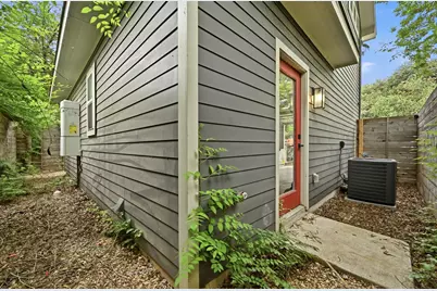 105 Elkhart Street #3, Austin, TX 78702 - Photo 20