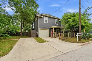 105 Elkhart St, Austin, TX 78702 - Photo 4