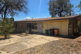 3001 Jack Cook Dr, Austin, TX 78723 - Photo 2