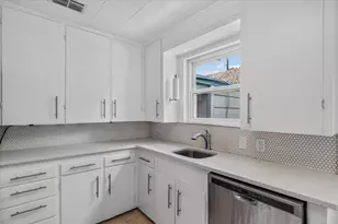 4800 Evans Ave, Austin, TX 78751 - Photo 12