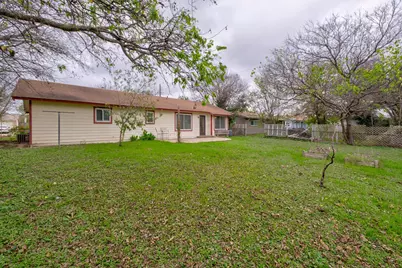 8525 Maine Drive, Austin, TX 78758 - Photo 24