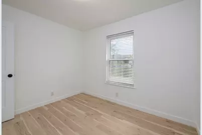 8525 Maine Drive, Austin, TX 78758 - Photo 20