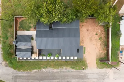 103 Howard Street, Taylor, TX 76574 - Photo 4