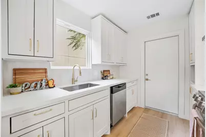 7824 Paces Mill Lane, Austin, TX 78744 - Photo 8