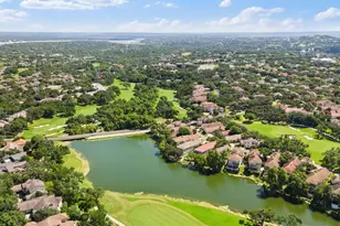 105 Birdie Dr, The Hills, TX 78738 - Photo 40