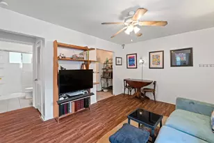 1013 Romeria Dr, Austin, TX 78757 - Photo 6