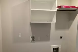 273 Eagle Ford Dr, Kyle, TX 78640 - Photo 34