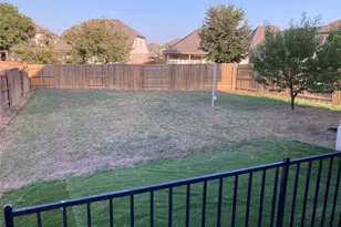 273 Eagle Ford Dr, Kyle, TX 78640 - Photo 14