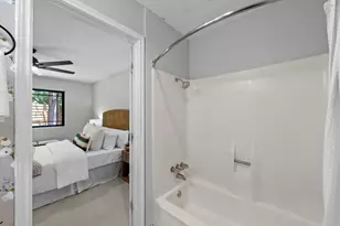 7906 Wycombe-A Dr, Austin, TX 78749 - Photo 16