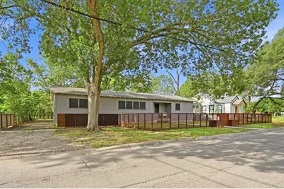 820 Bois D'Arc Street, Lockhart, TX 78644 - Photo 26