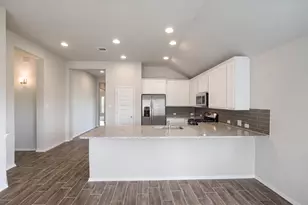 136 Thunder Oak St, San Marcos, TX 78666 - Photo 8