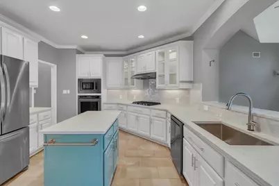 5721 Medicine Creek Drive, Austin, TX 78735 - Photo 6