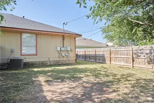508 Gregory Ct, Round Rock, TX 78664 - Photo 10