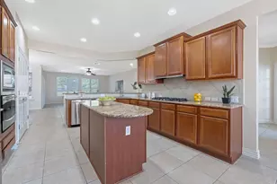 203 Independence Creek Ln, Georgetown, TX 78633 - Photo 12