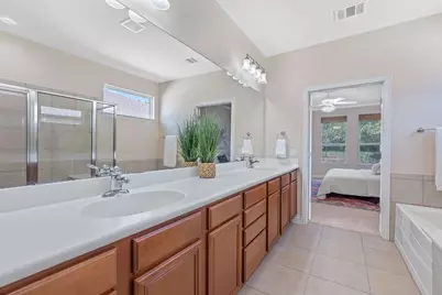 203 Independence Creek Lane, Georgetown, TX 78633 - Photo 18