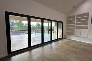 137 Mulberry Ln, Bastrop, TX 78602 - Photo 6