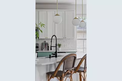 102 Hurst Creek Road, Lakeway, TX 78734 - Photo 10