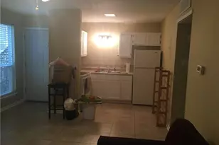 1000 W 26th St, Austin, TX 78705 - Photo 2